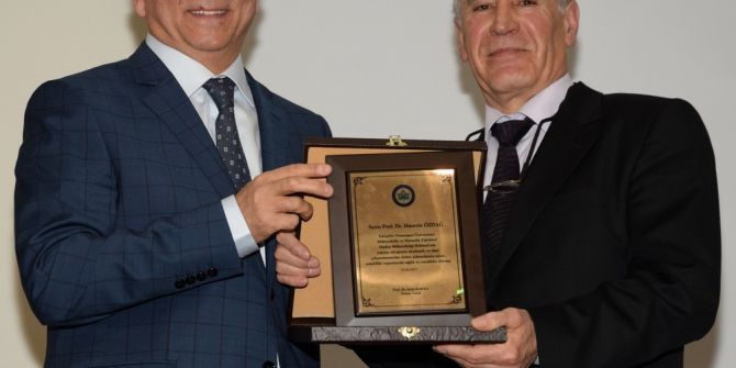 Esogü Prof. Dr. Hüseyin Özdağ’ı Törenle Emekliliğe Uğurladı