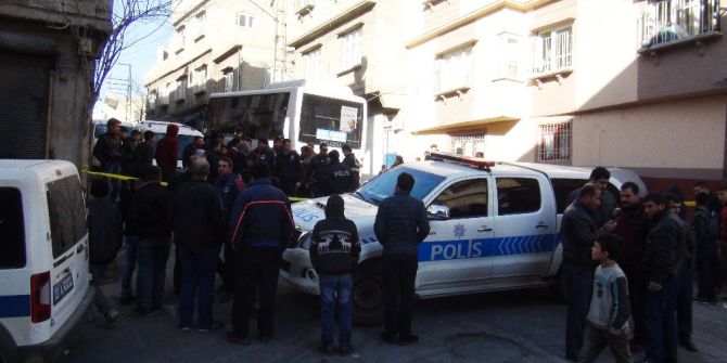 Ablasından Kaçarken Otobüsün Altında Kalan Suriyeli Çocuk Öldü