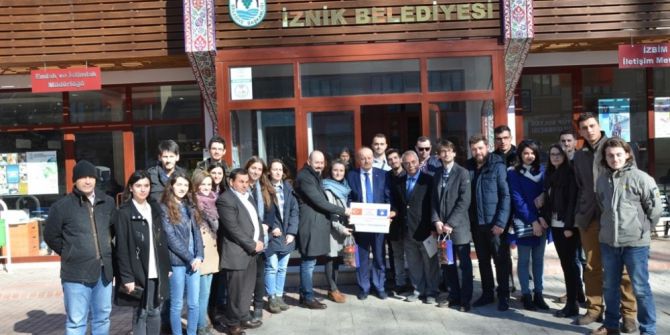 Piriştine Üniversite Öğrencileri İznik’te