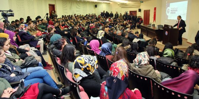 Rektör Gür’den Üniversite Öğrencilerine Çağrı