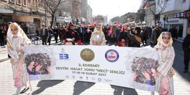 Edremit 2. Zeytin Hasat Sonu Şenliği İle Renklendi