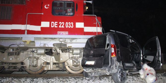 Manisa’da Tren Kazası: 1 Ölü 4 Yaralı