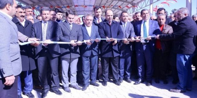 Ceylanpınar’da Semt Pazarı Ve Spor Kompleksi Törenle Açıldı