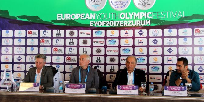 Eyof 2017 Basın Toplantısında Mikrofon Krizi