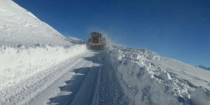 Hakkari’de Karla Mücadele Çalışması