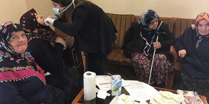 Yaşlılara Ağız Ve Diş Sağlığı Hizmeti Verildi