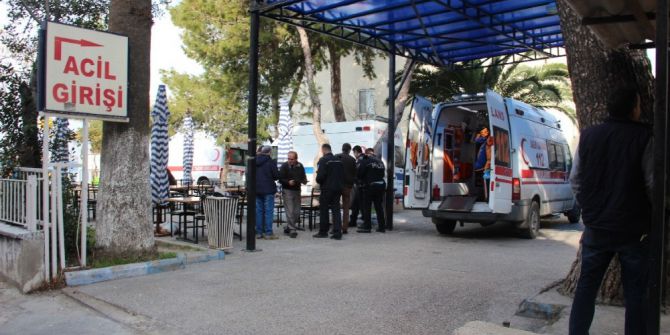 Askeri Gemide Yangın: 4 Asker Dumandan Etkilendi