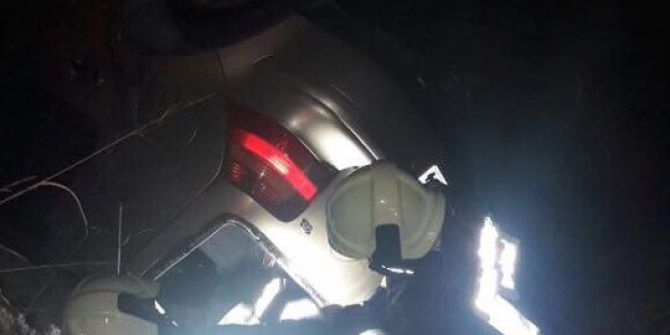 Kontrolden Çıkan Otomobil Takla Attı: 3 Yaralı