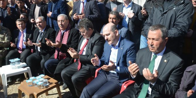 Bakan Soylu Terör Saldırısında Şehit Olan İbrahim Kete’nin Ailesini Ziyaret Etti