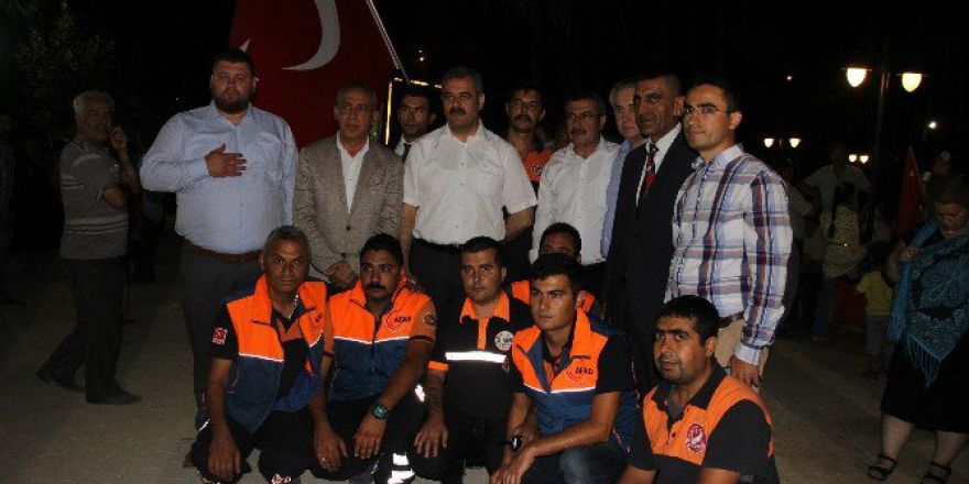 Afad Başkanvekili Bilden Hatay’da Demokrasi Nöbetine Katıldı.