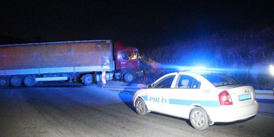 Viyadüğe Uçmaktan Metrelerle Kurtuldu