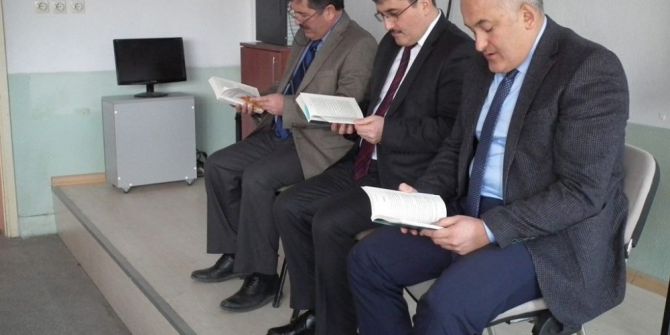 Kaymakam Türköz, İmam Hatip Ortaokulu Ve Lisesi Öğrencileriyle Bir Araya Geldi