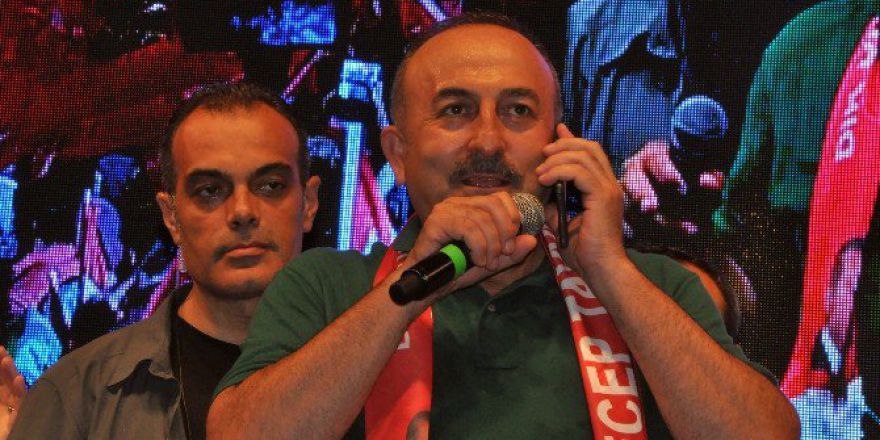 Bakan Çavuşoğlu: “Darbeciler Benim Konutuma Da İnmeye Çalıştılar”