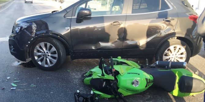 Milas’ta Motosikletle Otomobil Çarpıştı; 2 Yaralı
