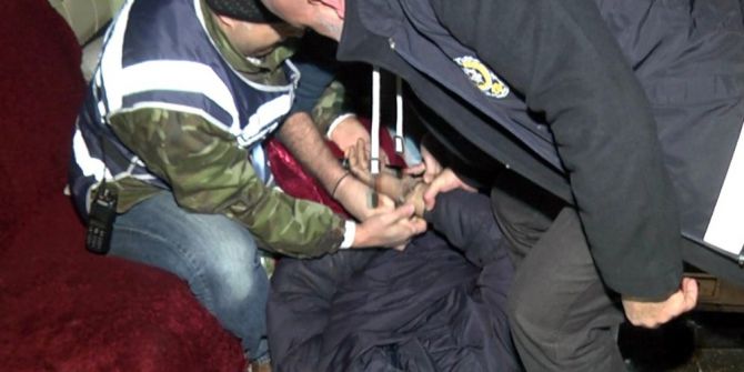 Kocaeli’de 327 Polisle Yapılan Operasyon Kamerada