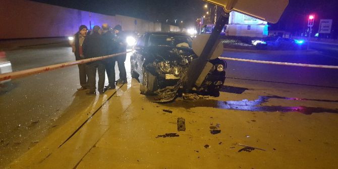 Ankara’da İki Otomobil Çarpıştı: 5 Yaralı