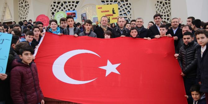 Bin Öğrenci Teog Ve Şehitler İçin Dua Etti