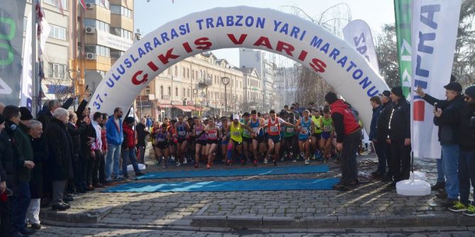 37. Trabzon Uluslararası Yarı Maratonu Koşuldu