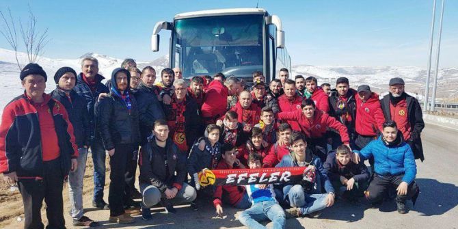 Yolda Kalan Eskişehirspor Taraftarının İmdadına Sportif Direktör Taşçı Yetişti