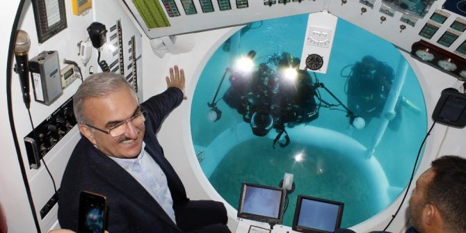 Türkiye’nin İlk Turistik Denizaltısı Deneme Dalışını Yaptı