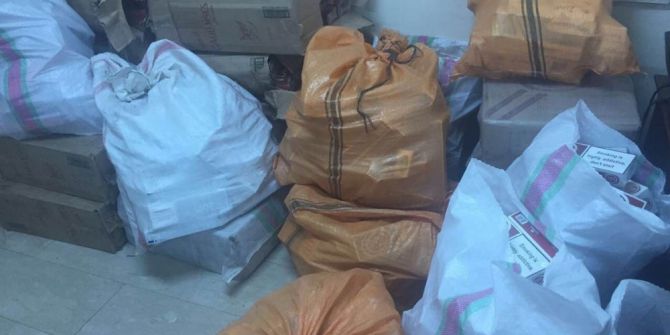 Terk Edilmiş Araçta 40 Bin 500 Paket Sigara Ele Geçirildi