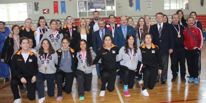 İskenderun’da Final Biletini Alan Takımlar Belli Oldu