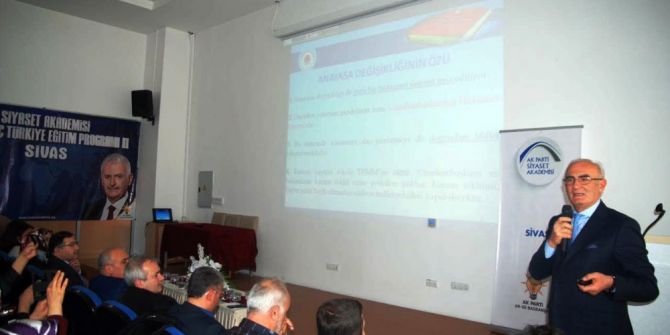 Başkan Yılmaz Sivas’ta Başkanlık Sistemini Anlattı