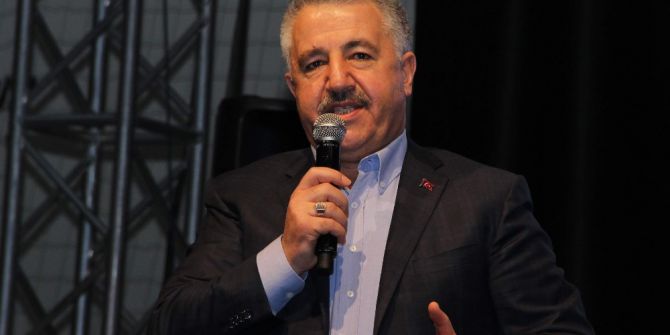 Bakan Arslan, Ak Partili Üyelerle Buluştu