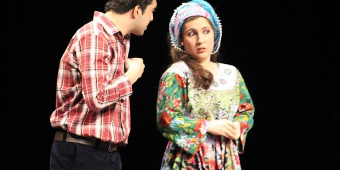 Türkiye’de İlk Kez İşitme Engellilerle Diğer Vatandaşlar Beraber Tiyatro İzledi