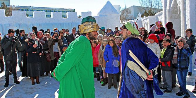 Eyof Sokağı’nda Bir Türk Geleneği: Orta Oyunu