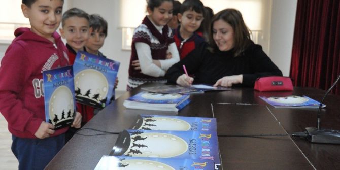 Çocuklar Yazarlarla Buluşmaya Devam Ediyor