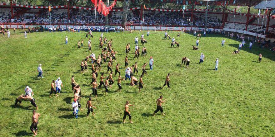 655. Kırkpınar Yağlı Güreşleri’nde İkinci Gün Güreşleri Başladı