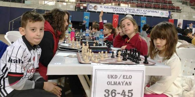 İsmail Bey Gaspıralı Santraç Turnuvasına Yoğun Katılım