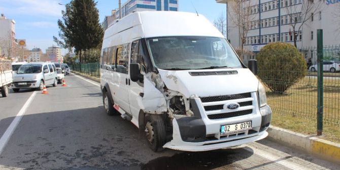 Adıyaman’da Zincirleme Trafik Kazası: 1 Yaralı