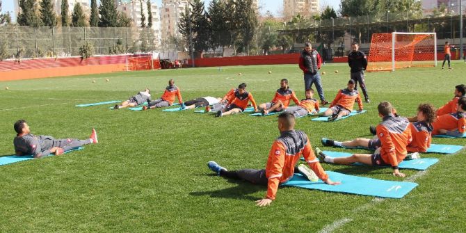Adanaspor’da Aytemiz Alanyaspor Mesaisi Başladı