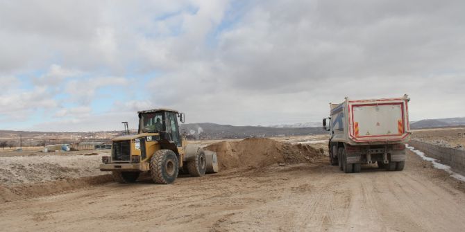 Başkan Karayol Örenşehir Mahallesinde Yapılacak Olan Park Yerini İnceledi
