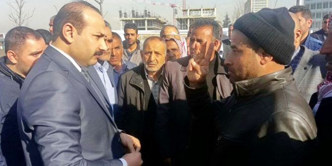 Elektriksizlikten Tarlada Mahsulleri Kuruyan Şanlıurfalı Çiftçilerden, Tarım Bakanlığı Önünde Protesto