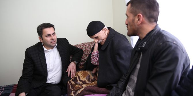 Babasının Eli, Ayağı Ve Gözü Oldu