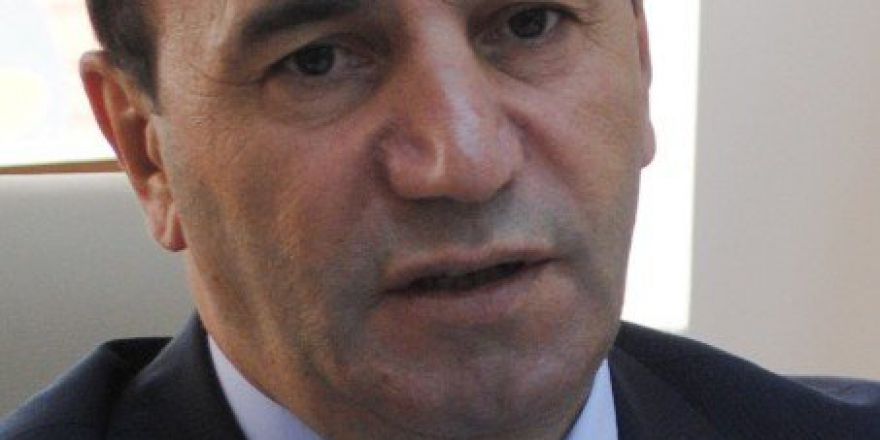 Vali Işık’tan Basına ‘Milli Duruş’ Övgüsü