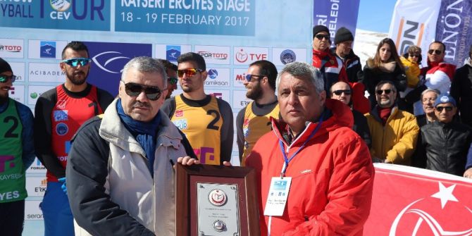 Türkiye, ‘Kar Voleybolu’ İle İlk Kez Erciyes’te Tanıştı