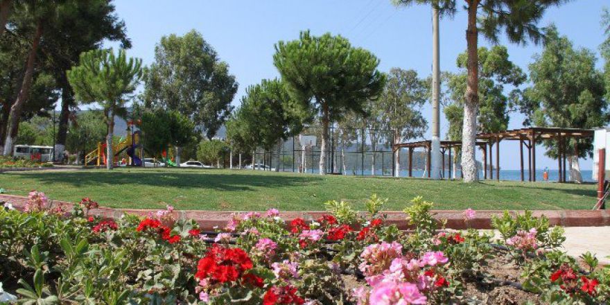 Akbük’e Yeni Parklar Kazandırılıyor