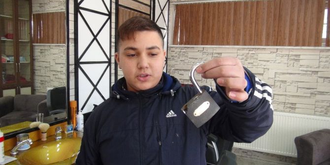 Açılışı İki Gün Önce Yapılan Kuaför Salonu Soyuldu