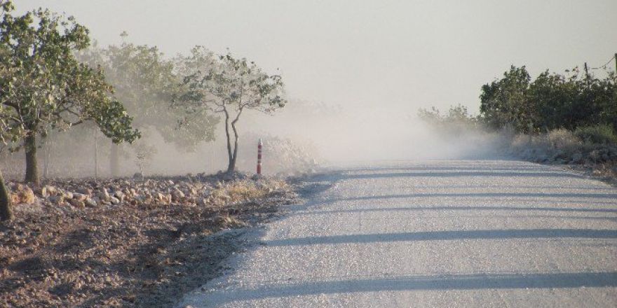 Araban’da Antep Fıstığı Toz Tehdidi Altında
