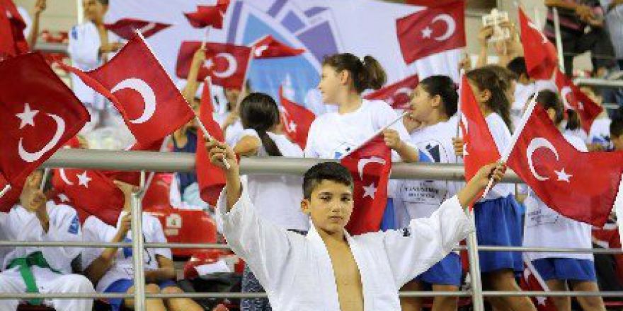 Minik Judocular Karşıyaka’da