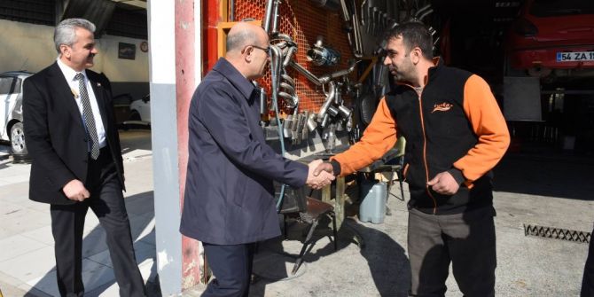 Vali Demirtaş, Esnaf Ve Vatandaşla Bir Araya Geldi