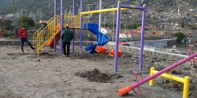 3 Köye Çocuk Parkı Kuruldu