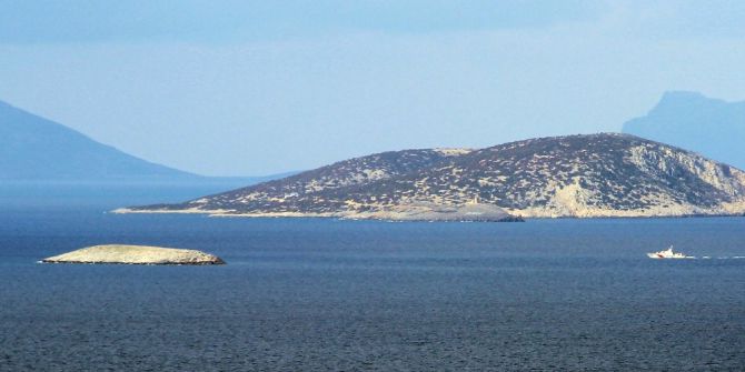 Türk Askeri Kardak Kayalıklarından Ayrılmıyor