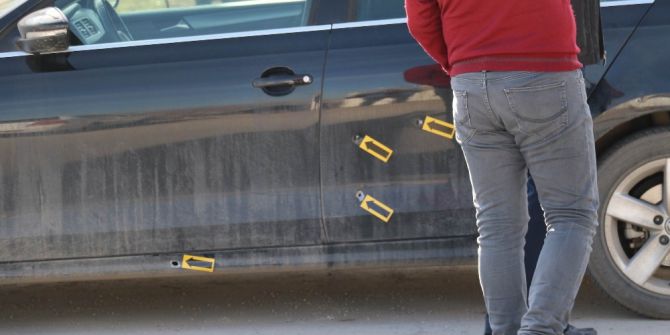 Husumetli Aileler Hastane Önünde Çatıştı: 1 Ölü, 3 Yaralı