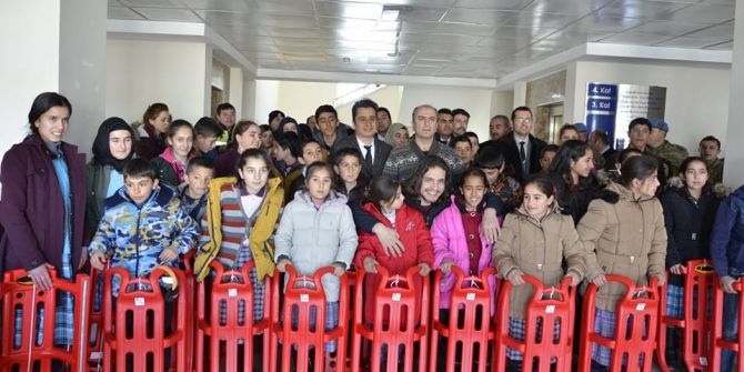 Erciş’te, "Geleceğimizi Kucaklıyoruz" Projesi