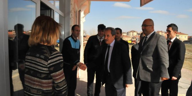 Başkan Akkaya’dan Sosyal Hizmet Merkezi’ne Ziyaret